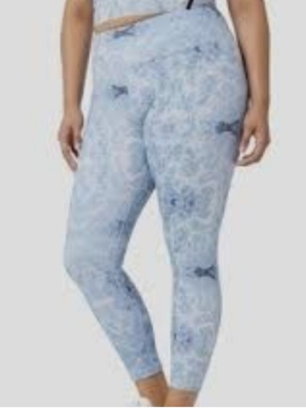 Fila Women's Light Blue Marble-Print Leggings In A Size Medium